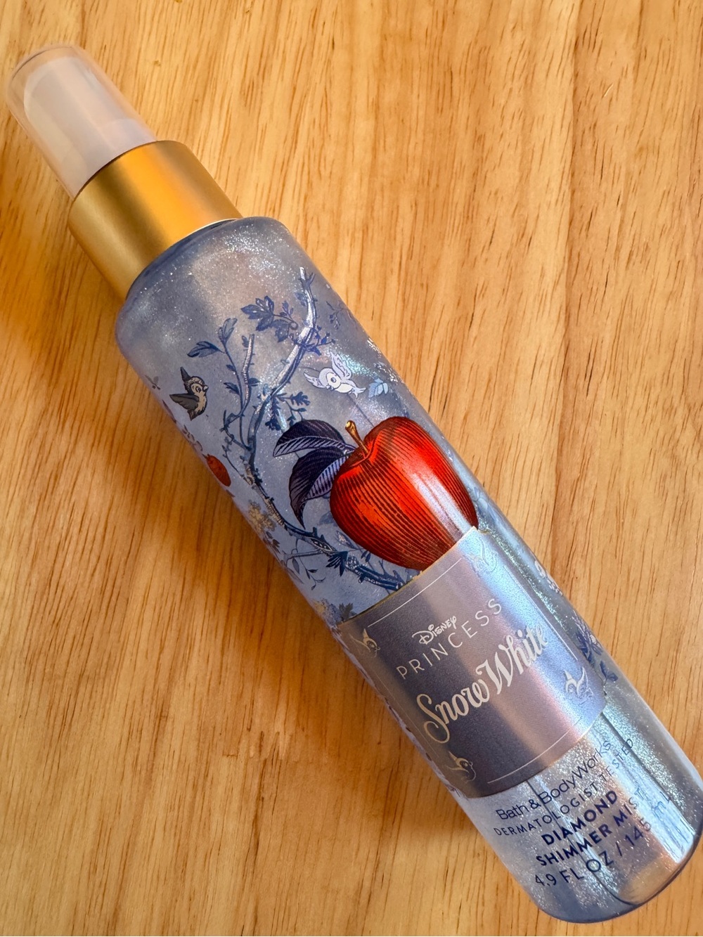 Bath & Body Works Disney Snow White Shimmer Spray - Silver with Red Apple Accent